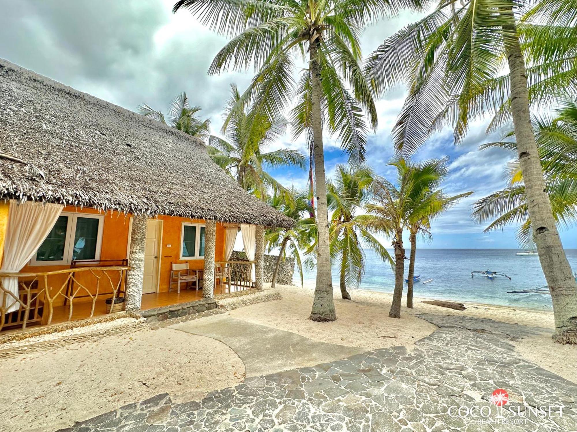 Coco Grove Beach Resort, Siquijor Island エクステリア 写真 A resort in Sabang