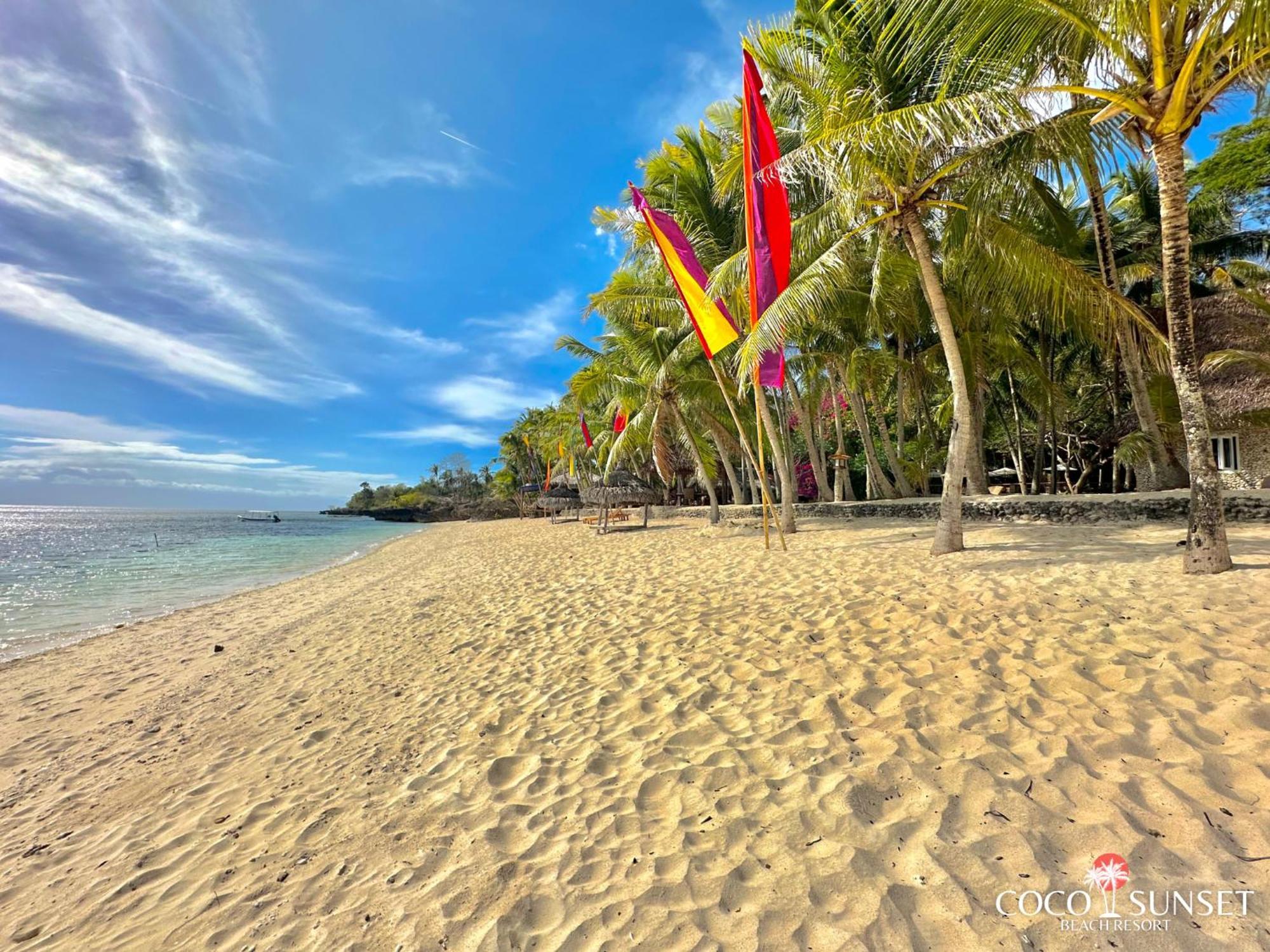 Coco Grove Beach Resort, Siquijor Island エクステリア 写真 Beach at Coco Sunset Resort